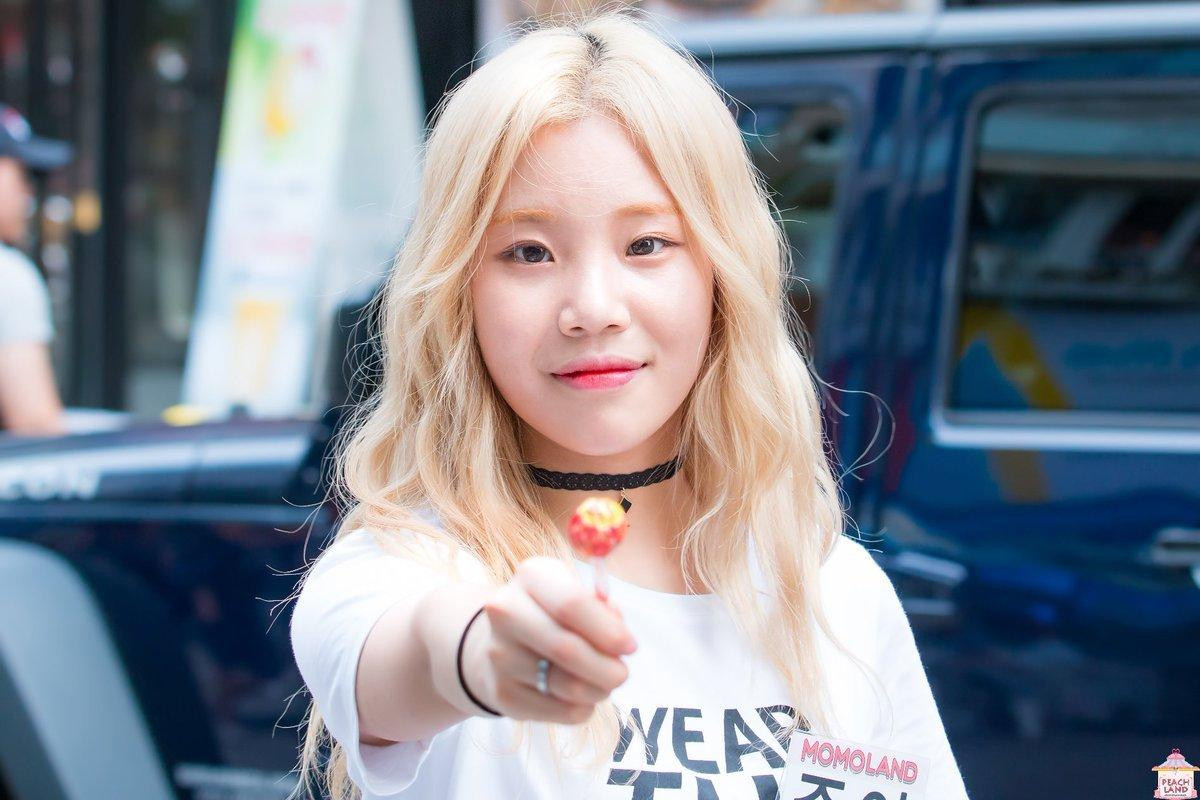 JooE (MOMOLAND) bất ngờ nhận cơn mưa lời khen sau khi phẫu thuật thẩm mĩ Ảnh 7