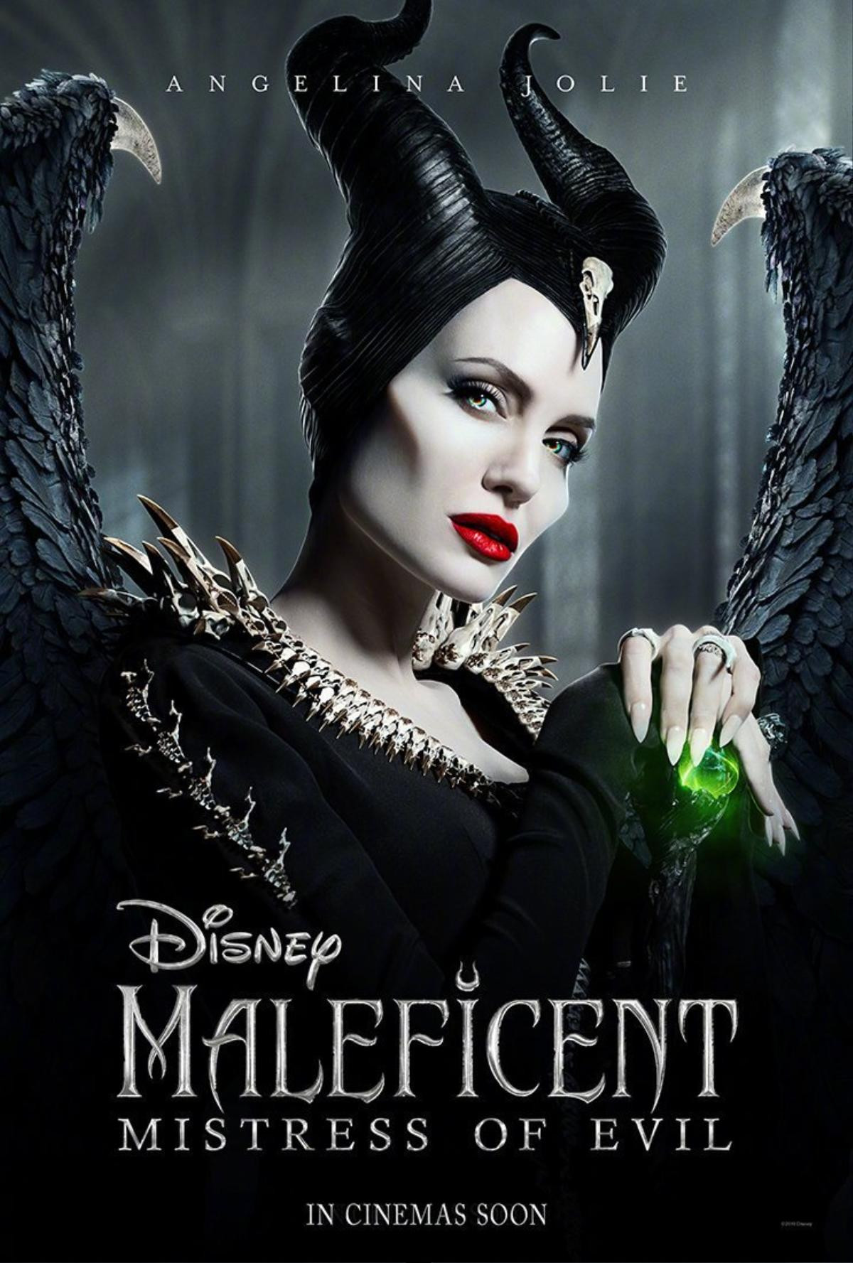 Disney giới thiệu tạo hình Cruella của Emma Stone cùng trích đoạn phim Maleficent 2 Ảnh 3