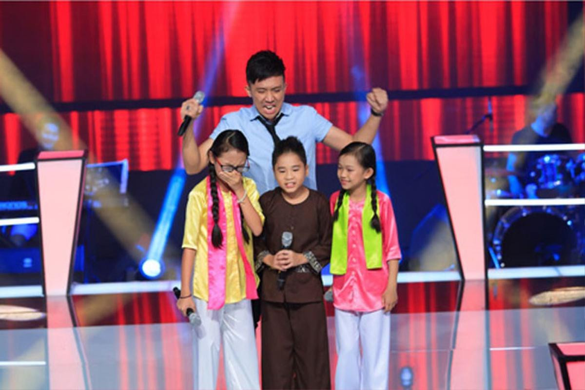 Liên khúc '3 miền' - Đặc sản chỉ có tại The Voice Kids: Nổi bật nhất là Phương Mỹ Chi, Thiện Nhân và Hiểu Minh Ảnh 2