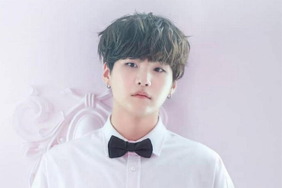 Suga (BTS) tiết lộ anh bị chủ tịch Big Hit Entertainment lừa trở thành thần tượng Ảnh 1