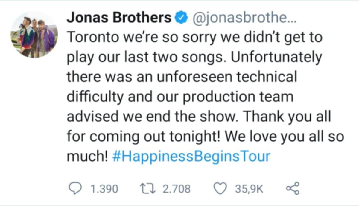 Khán giả Toronto tức giận khi bị đuổi về vô cớ tại show diễn của Jonas Brothers Ảnh 2