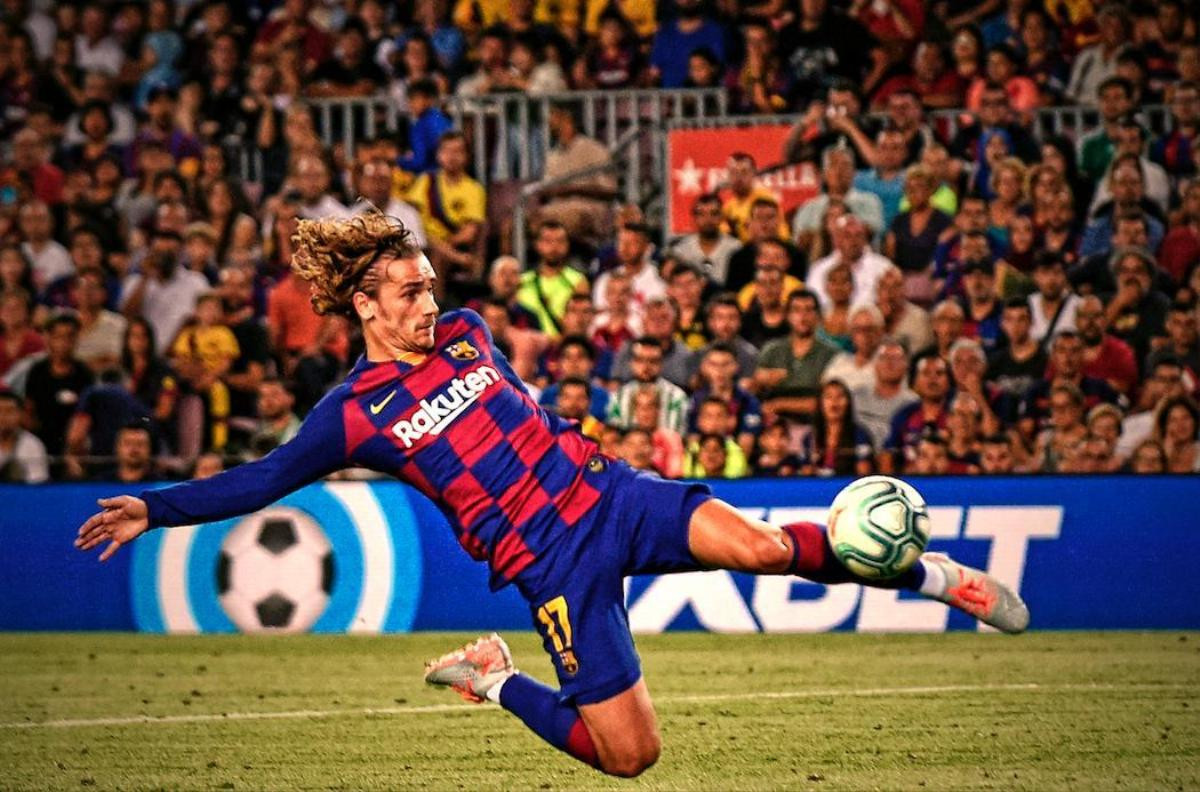 Lập siêu phẩm, Griezmann thừa nhận bắt chước Messi Ảnh 2