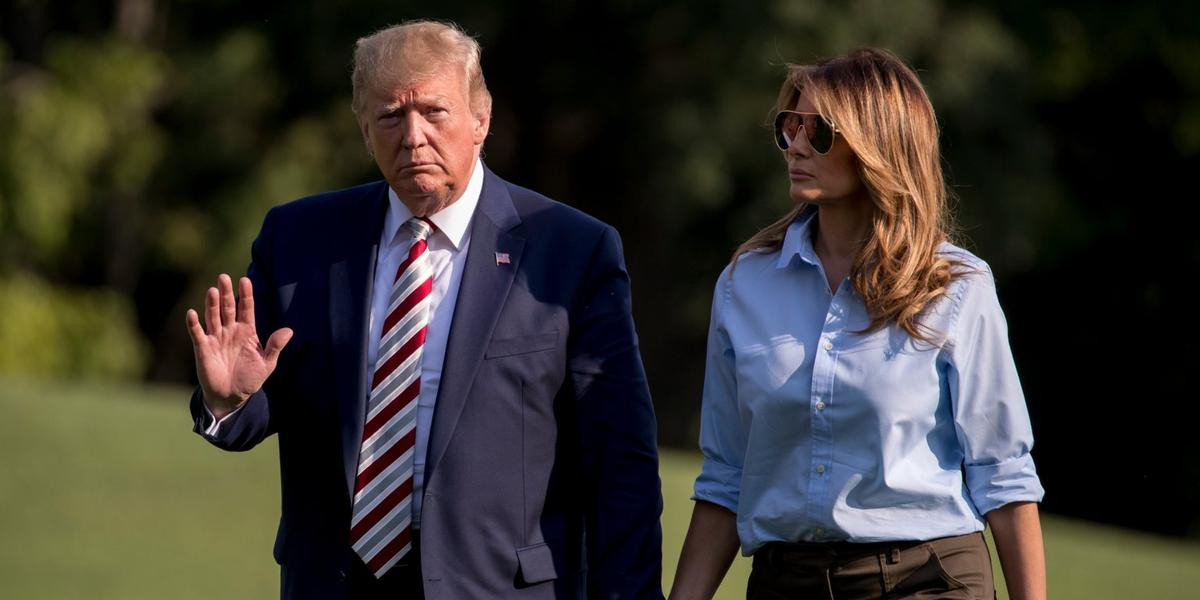 Giật mình với những item thời trang bình dân của đệ nhất phu nhân Melania Trump Ảnh 1