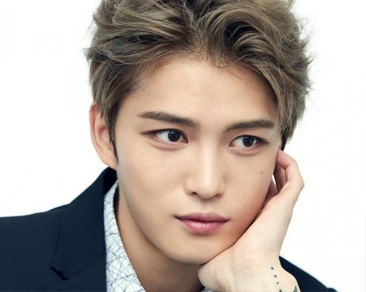 Kim Jaejoong dự sẽ cùng Seo Eun Soo đóng phim - Cảnh khóc của Yeo Jin Goo trong 'Hotel Del Luna' được so với 14 năm trước Ảnh 2