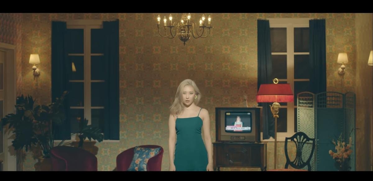 Sunmi tái xuất với MV 'LALALAY': Nàng ủ mưu trở thành 'Bướm chúa' của Kpop? Ảnh 6