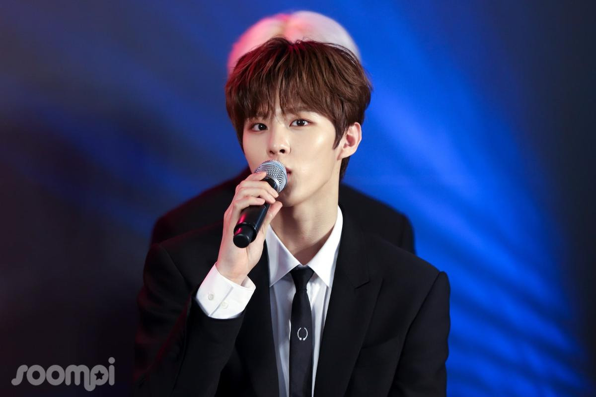 Phóng viên hỏi về thao túng 'Produce X 101' tại họp báo debut X1: Han Seung Woo trả lời cực ngầu Ảnh 13