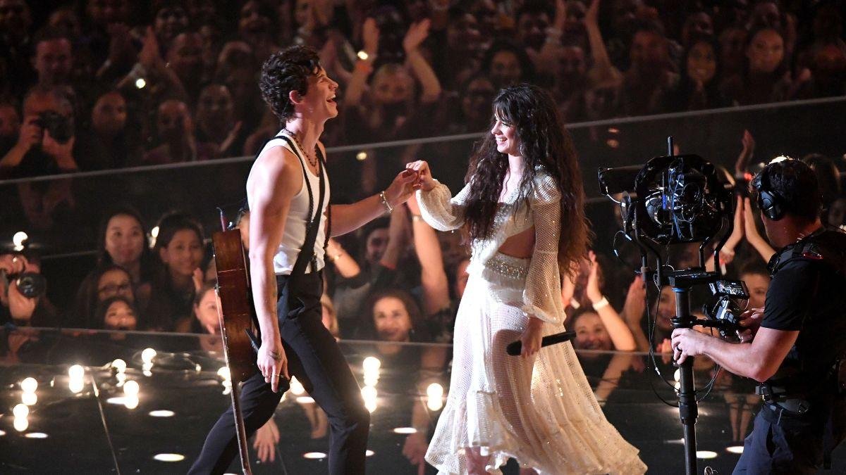 Senõrita của Shawn Mendes và Camila Cabello được đánh giá là một trong những sân khấu tệ nhất MTV VMAs 2019 Ảnh 1