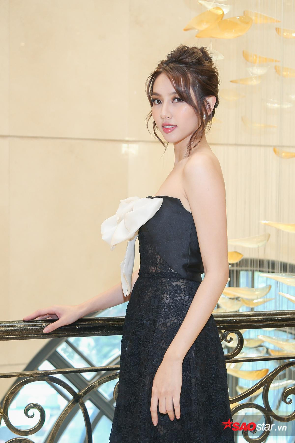 Miss International 2018 - Mariem Velazco đội vương miện 12 tỷ đọ sắc cùng hoa hậu Lương Thùy Linh Ảnh 8