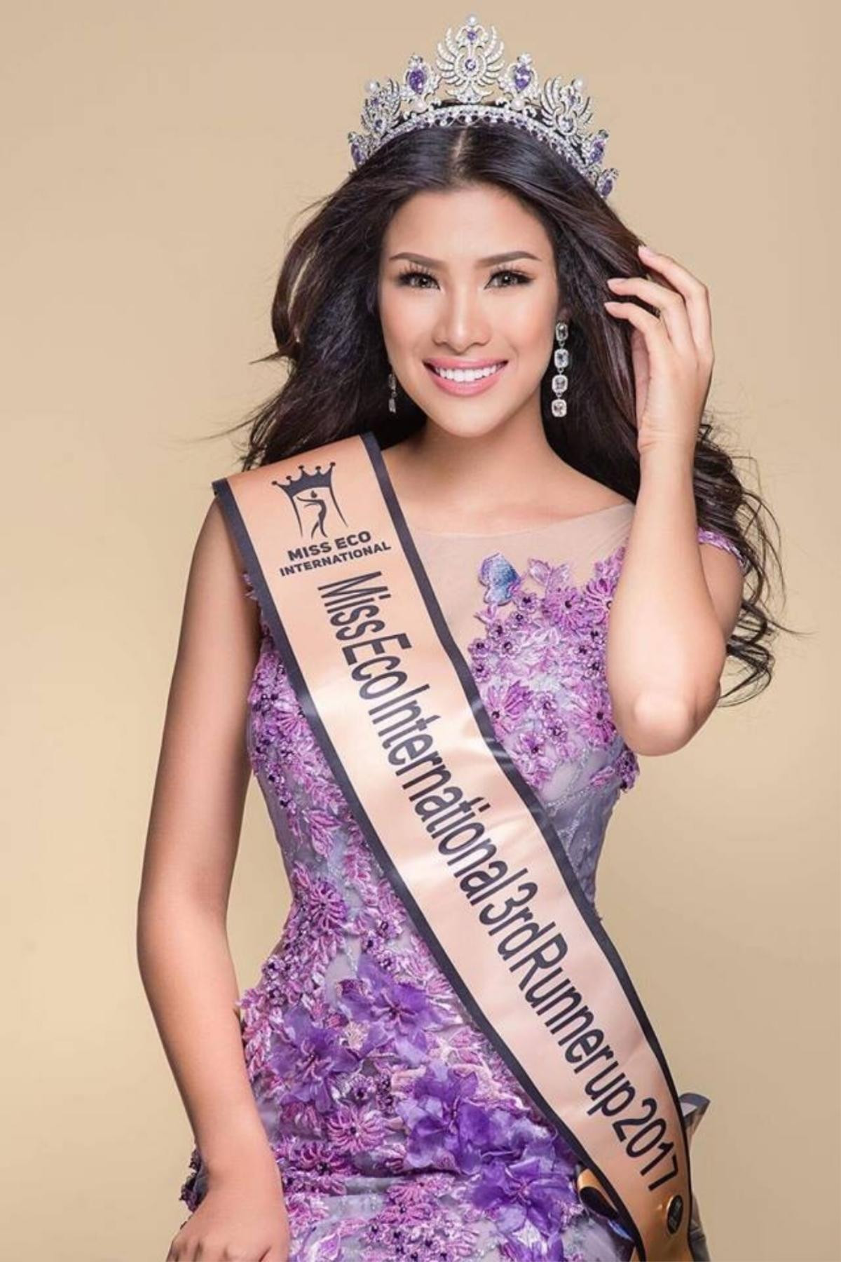 Nguyễn Thị Thành tham gia Miss Universe Vietnam 2019, fan sắc đẹp rôm rả 'đối thủ' của Thuý Vân đây rồi! Ảnh 2