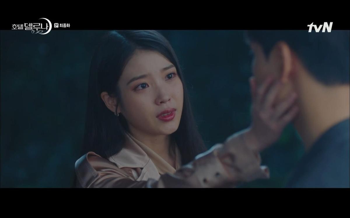 Phim 'Hotel Del Luna' tập cuối đầy nước mắt: IU đau khổ từ biệt Yeo Jin Goo, kết thúc mở đẹp như hoa? Ảnh 55