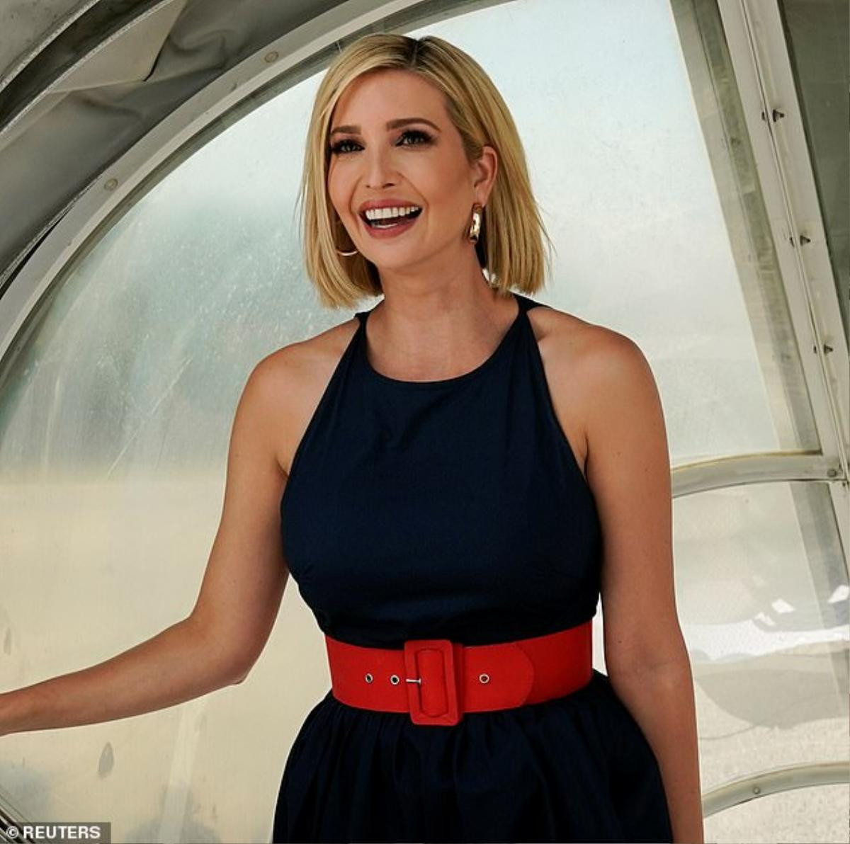 Ivanka Trump rạng rỡ với kiểu tóc ngắn sau 15 năm Ảnh 2