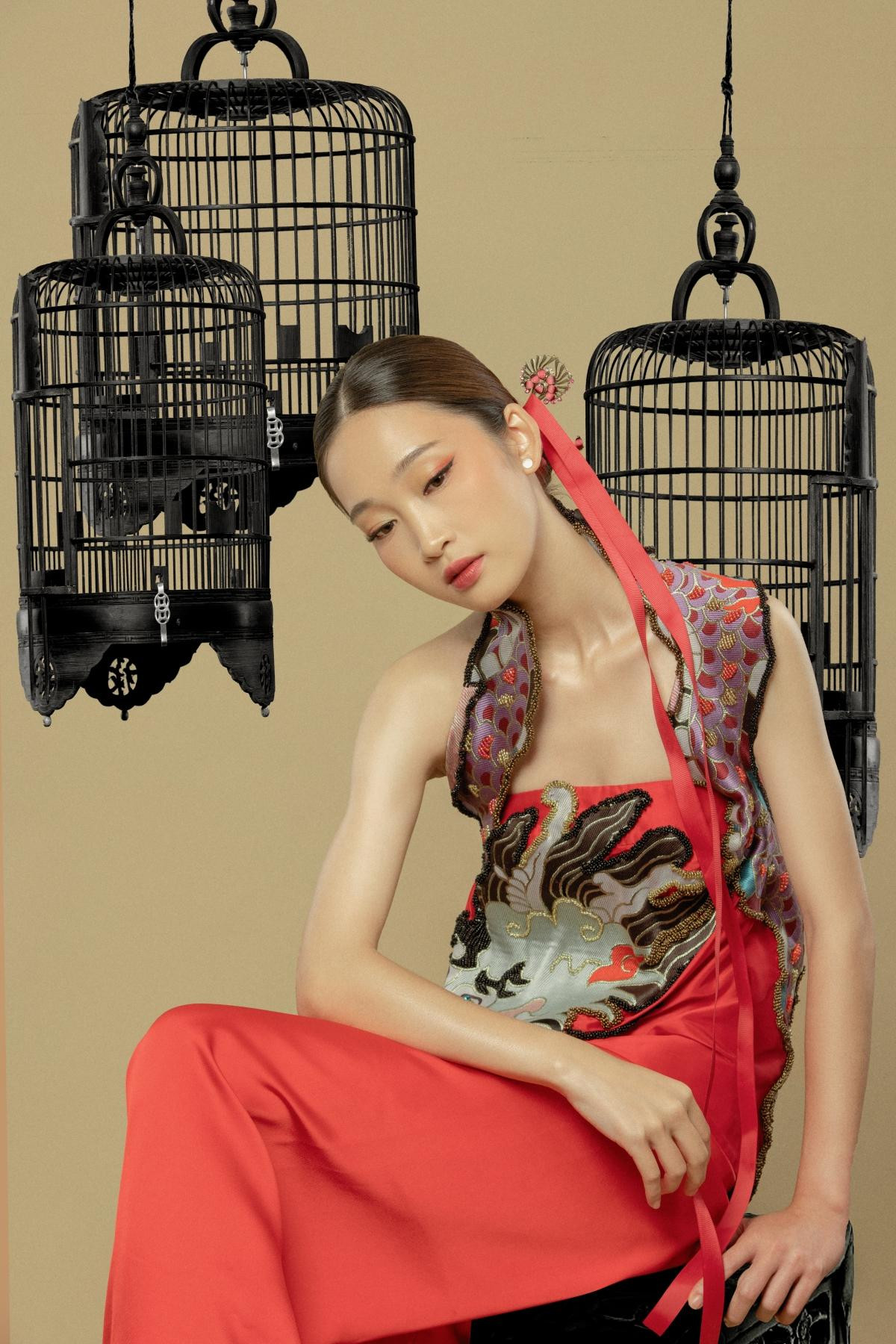 Khoe thần thái sắc sảo, Juky San xứng danh chị Hằng 'high fashion' nhất Trung thu 2019 Ảnh 8