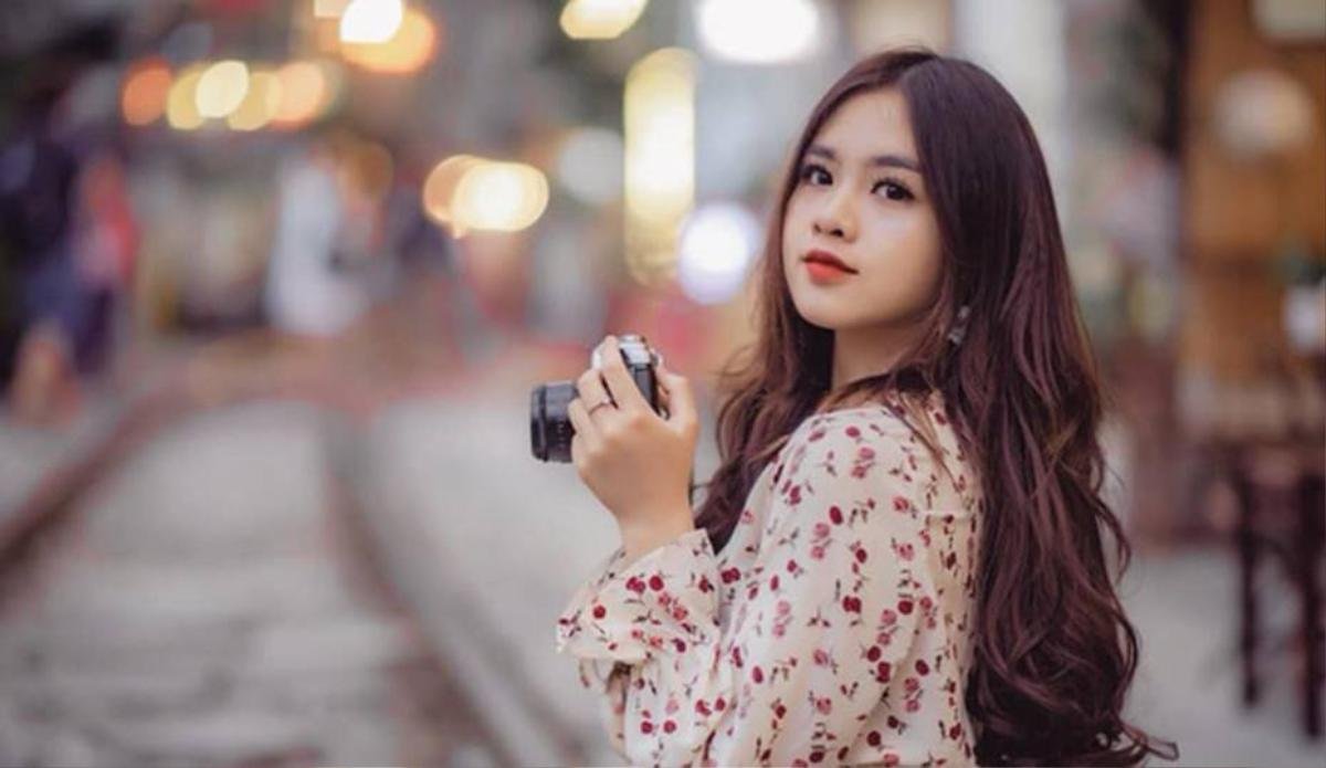 Dàn hot girl thế hệ mới của Học viện Báo chí thật sự khiến người ta phải thốt lên 'tài sắc vẹn toàn' Ảnh 9