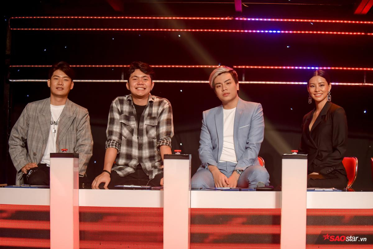 Chỉ nói 1 câu, Hương Giang khiến fan The Voice Kids rưng rưng: 'Cô luôn tự hào về Linh Đan' Ảnh 8