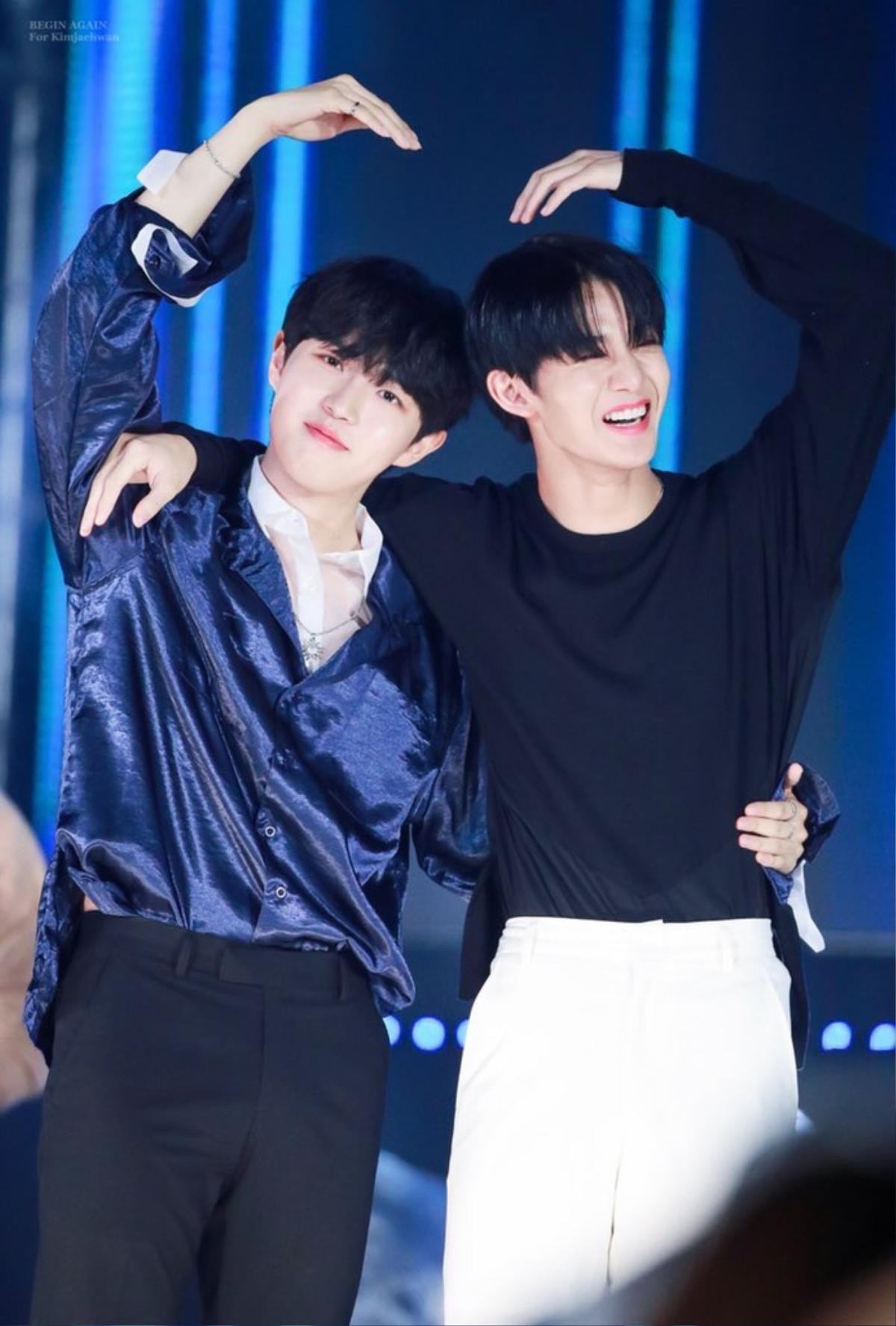 Hội ngộ trong tích tắc, Jaehwan và Jinyoung vẫn khiến fan Wanna One ấm lòng bởi những màn tương tác đáng yêu Ảnh 2