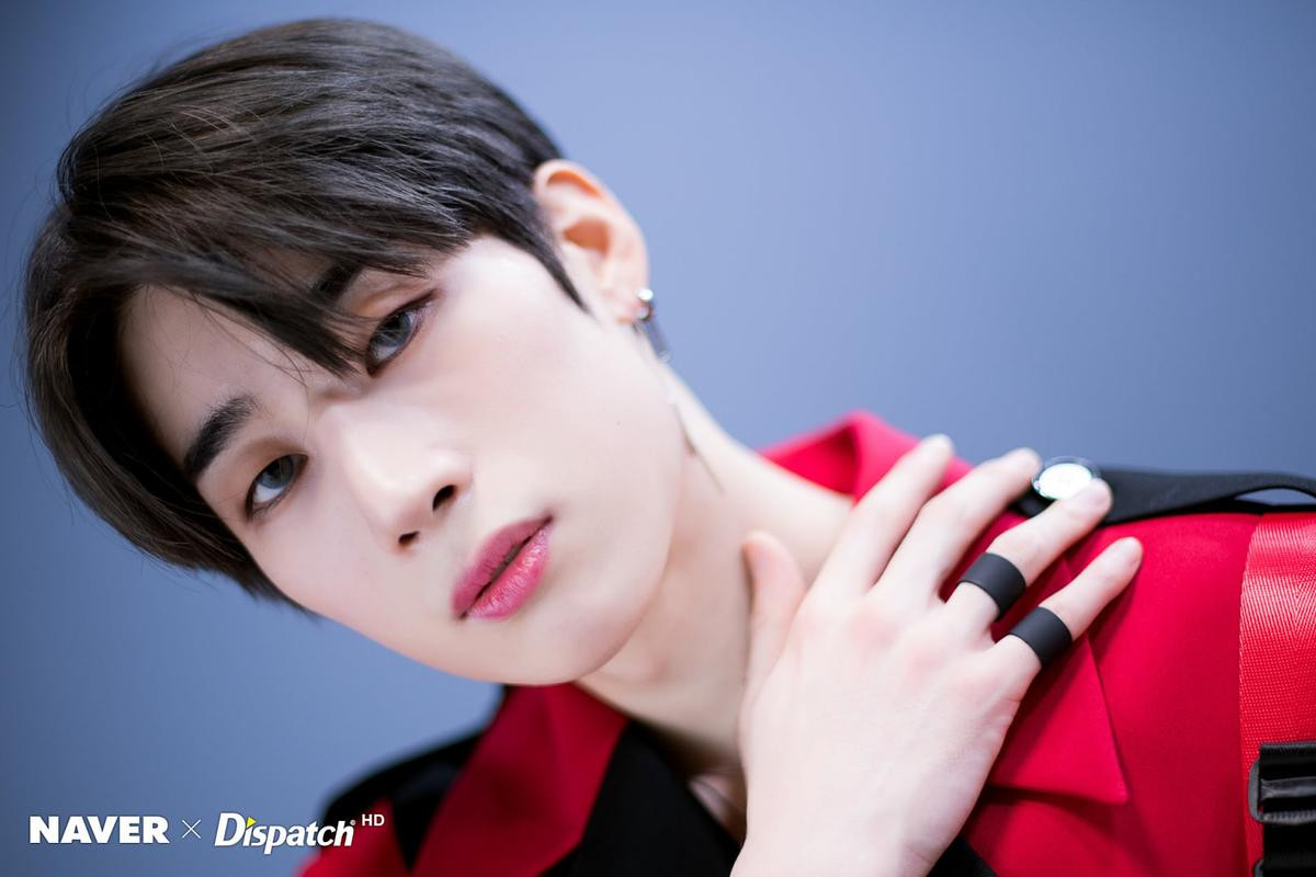 Dispatch tung bộ ảnh đẹp hơn hoa của X1, Knet nói gì về 'visual' của 11 thành viên? Ảnh 6