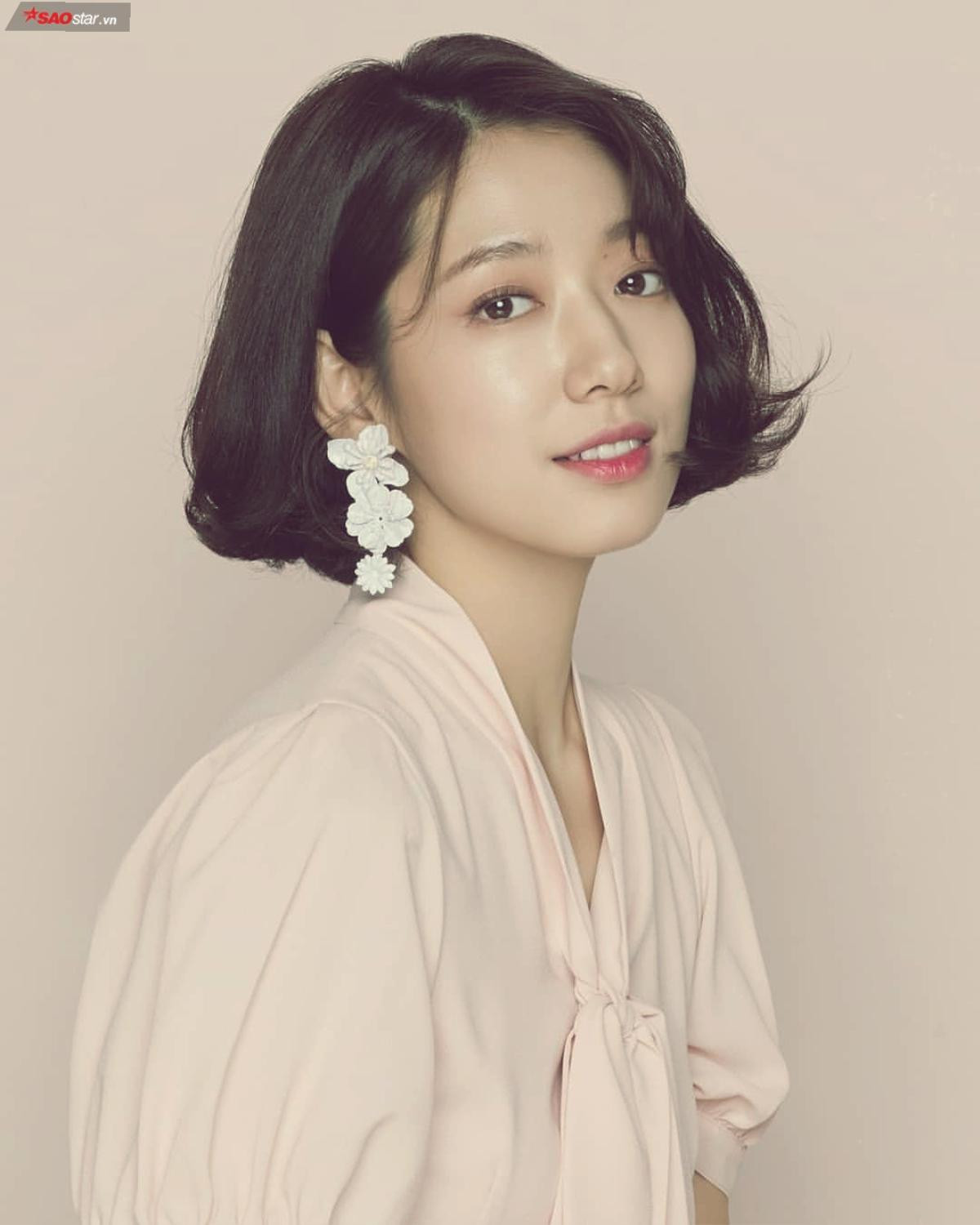 Park Shin Hye khoe vai trần gợi cảm, chuẩn bị tái xuất màn ảnh nhỏ? Ảnh 4