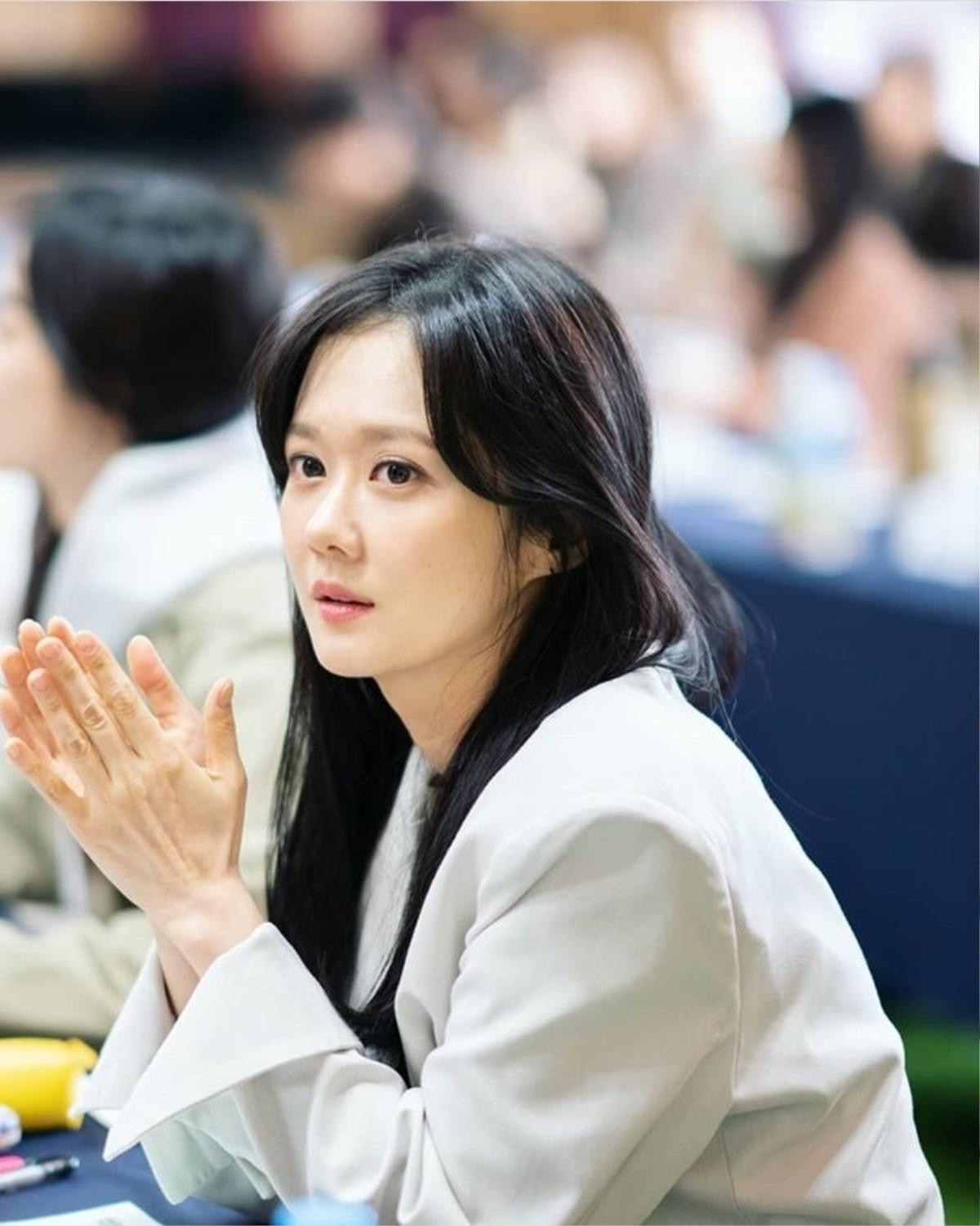 'Ma cà rồng' Jang Nara vừa đăng ảnh trẻ đẹp lên MXH, hai diễn viên nam này đã vội bình luận Ảnh 6