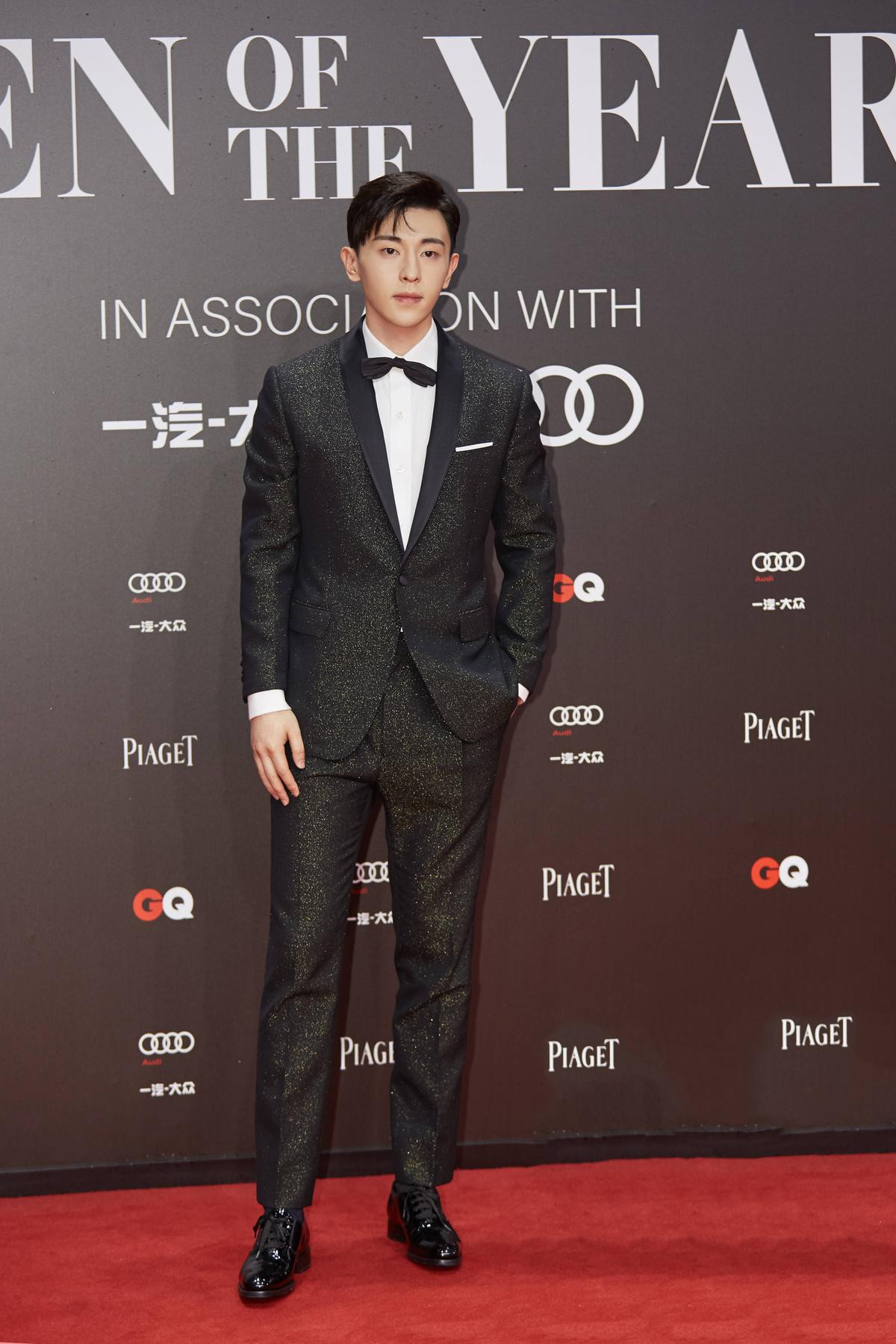 Lý Dịch Phong - Vương Nhất Bác, Lý Hiện cùng loạt nam thần đổ bộ thảm đỏ 'GQ Men Of The Year Awards 2019” Ảnh 1