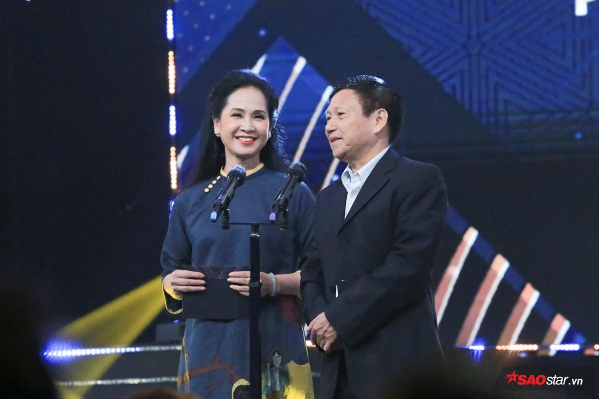 'Quỳnh búp bê' trắng tay, 'Về nhà đi con' ẵm trọn loạt cúp lớn tại lễ trao giải VTV Awards 2019 Ảnh 13