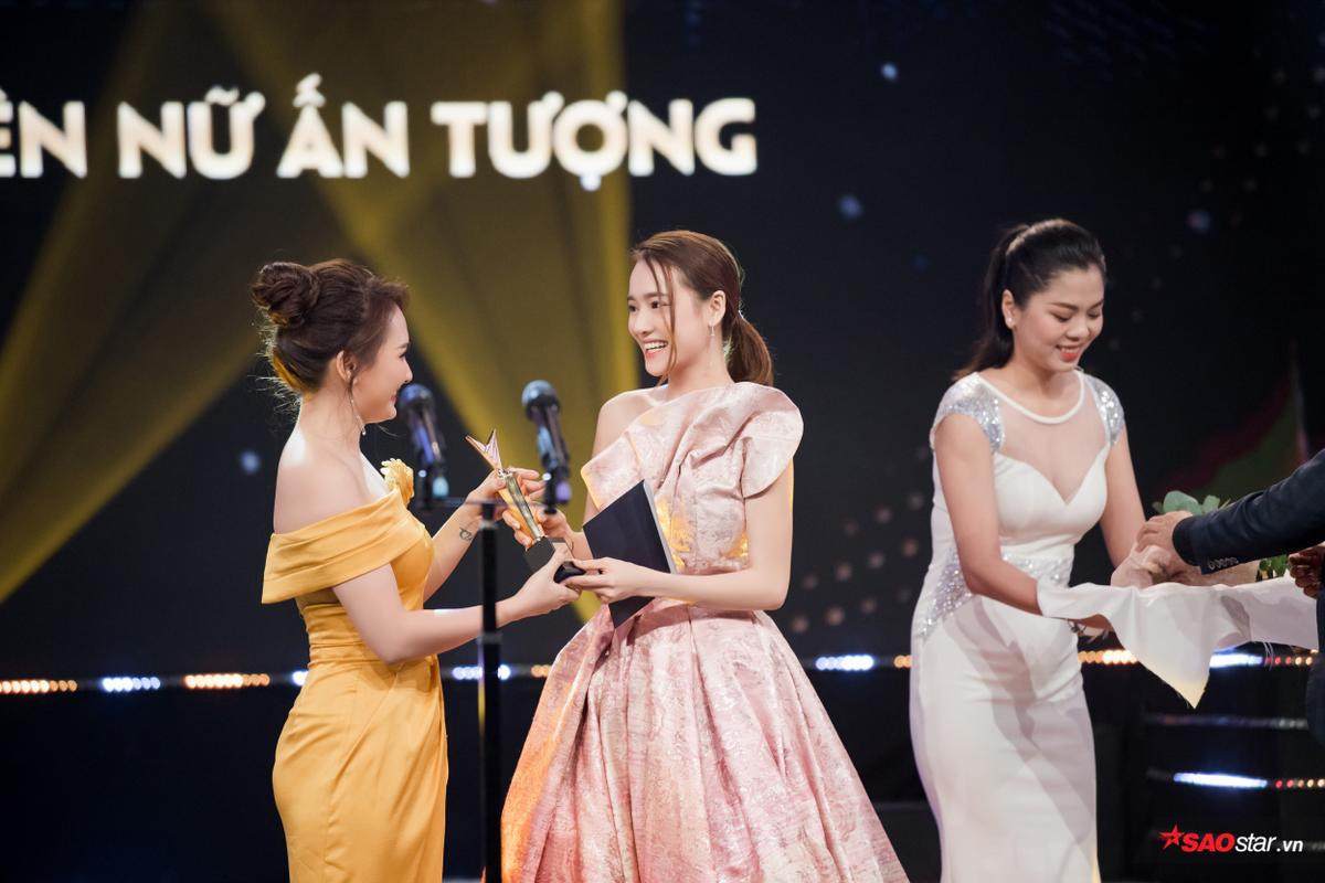 'Quỳnh búp bê' trắng tay, 'Về nhà đi con' ẵm trọn loạt cúp lớn tại lễ trao giải VTV Awards 2019 Ảnh 8