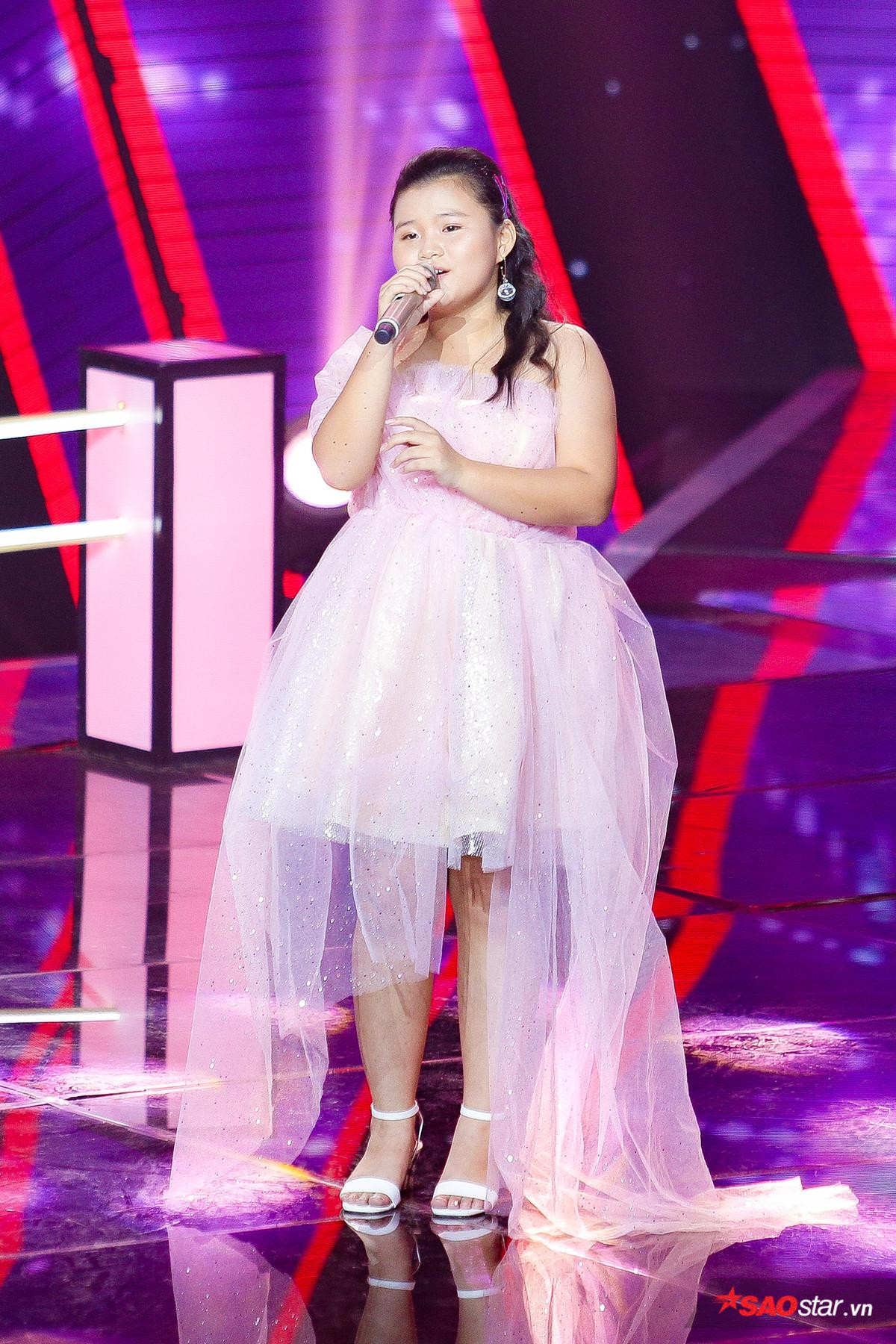 Linh Đan chiến thắng thuyết phục, Thành Nhân 'gây bão' The Voice Kids với 'Học tiếng mèo kêu' Ảnh 1