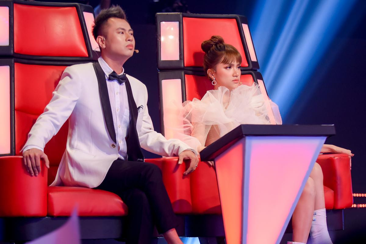 Linh Đan chiến thắng thuyết phục, Thành Nhân 'gây bão' The Voice Kids với 'Học tiếng mèo kêu' Ảnh 15