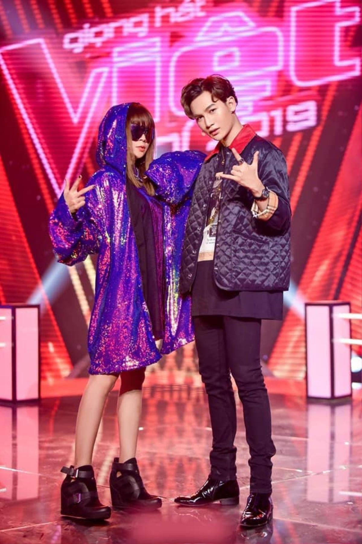 Á quân The Voice 2019 Bích Tuyết vẫn tự tin, khí chất khi đụng hàng cùng đàn chị Lưu Thiên Hương Ảnh 6