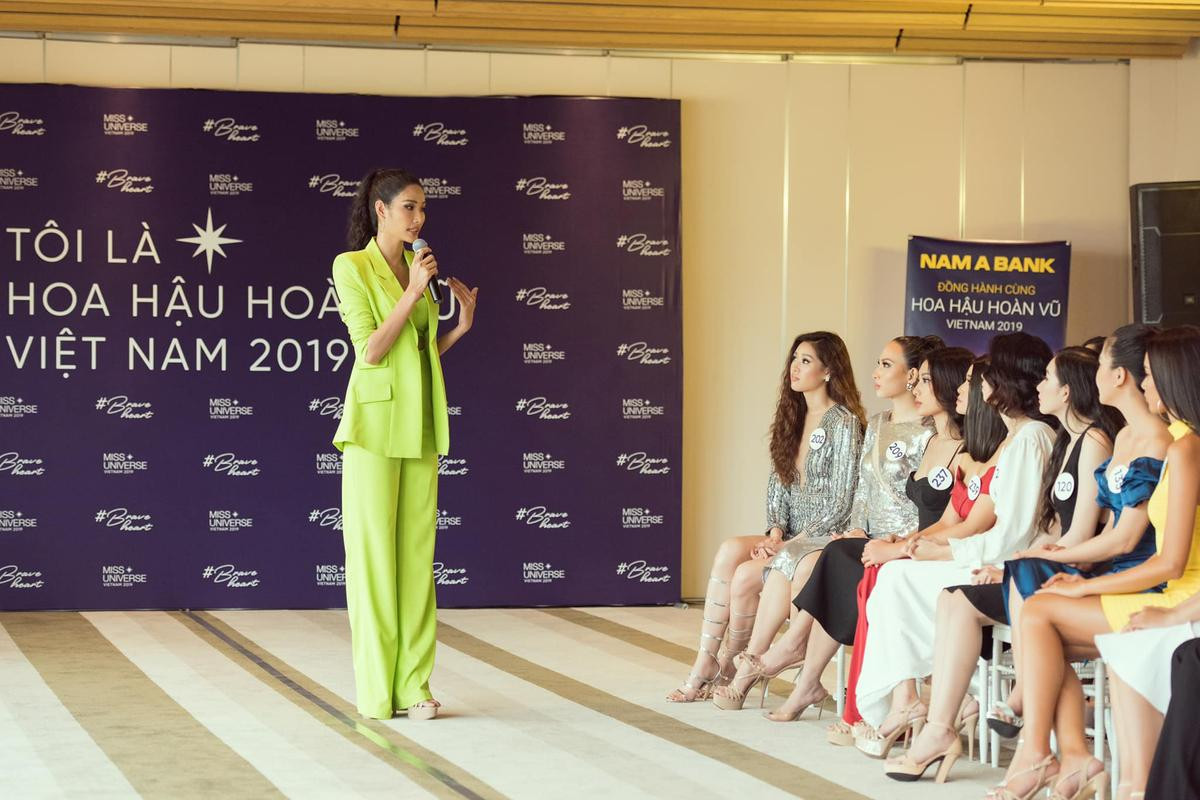 Bị đồn 'nâng cấp' vòng 1, Hoàng Thùy hạ quyết tâm: 'Tôi sẽ mang vương miện Miss Universe về Việt Nam' Ảnh 5