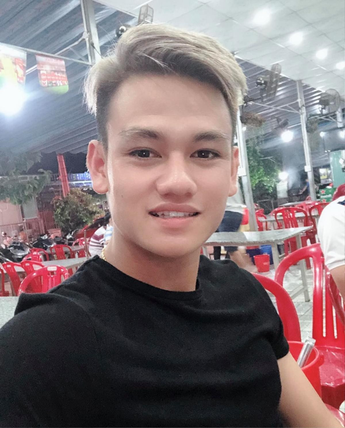 Ngắm vẻ đẹp như tài tử Hàn Quốc của hot boy U22 Việt Nam chơi cực hay trước Trung Quốc Ảnh 5