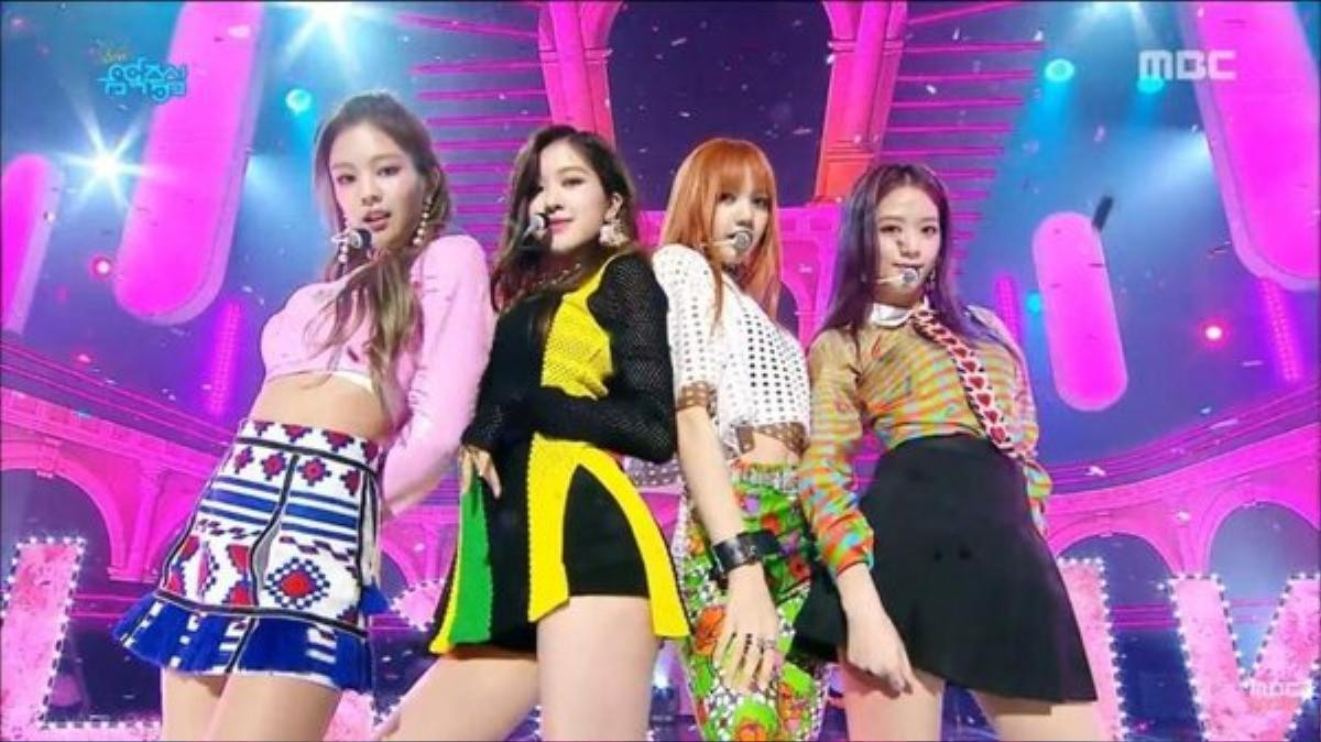 Liên tục đụng hàng Jennie, Rosé (Black Pink): Bạn gái tin đồn Sơn Tùng M-TP vẫn được khen vì điểm này Ảnh 14