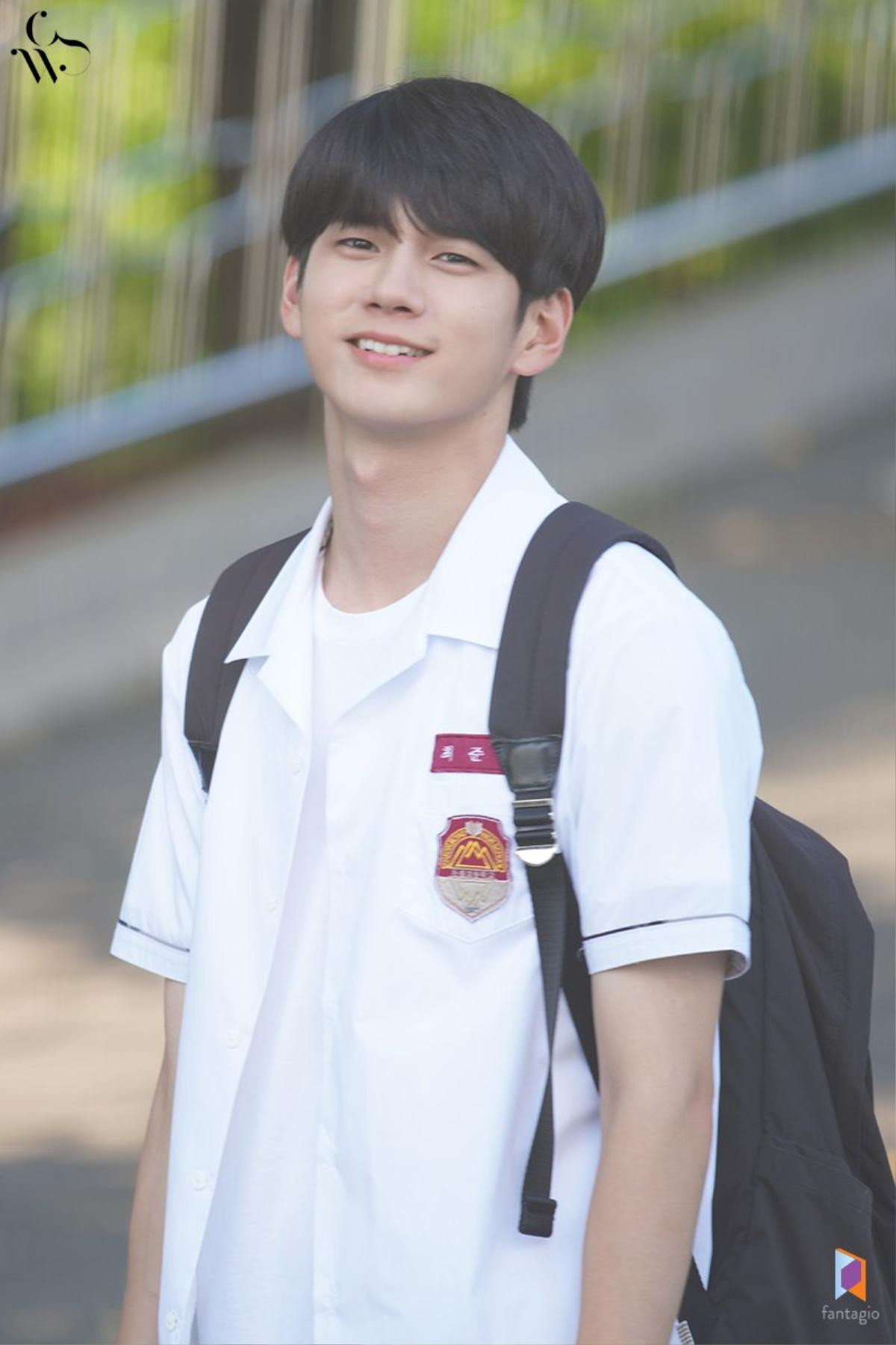 100 kiểu ảnh đẹp của Ong Seong Woo và Moon Bin (ASTRO) trong 'Khoảnh khắc tuổi 18' Ảnh 1