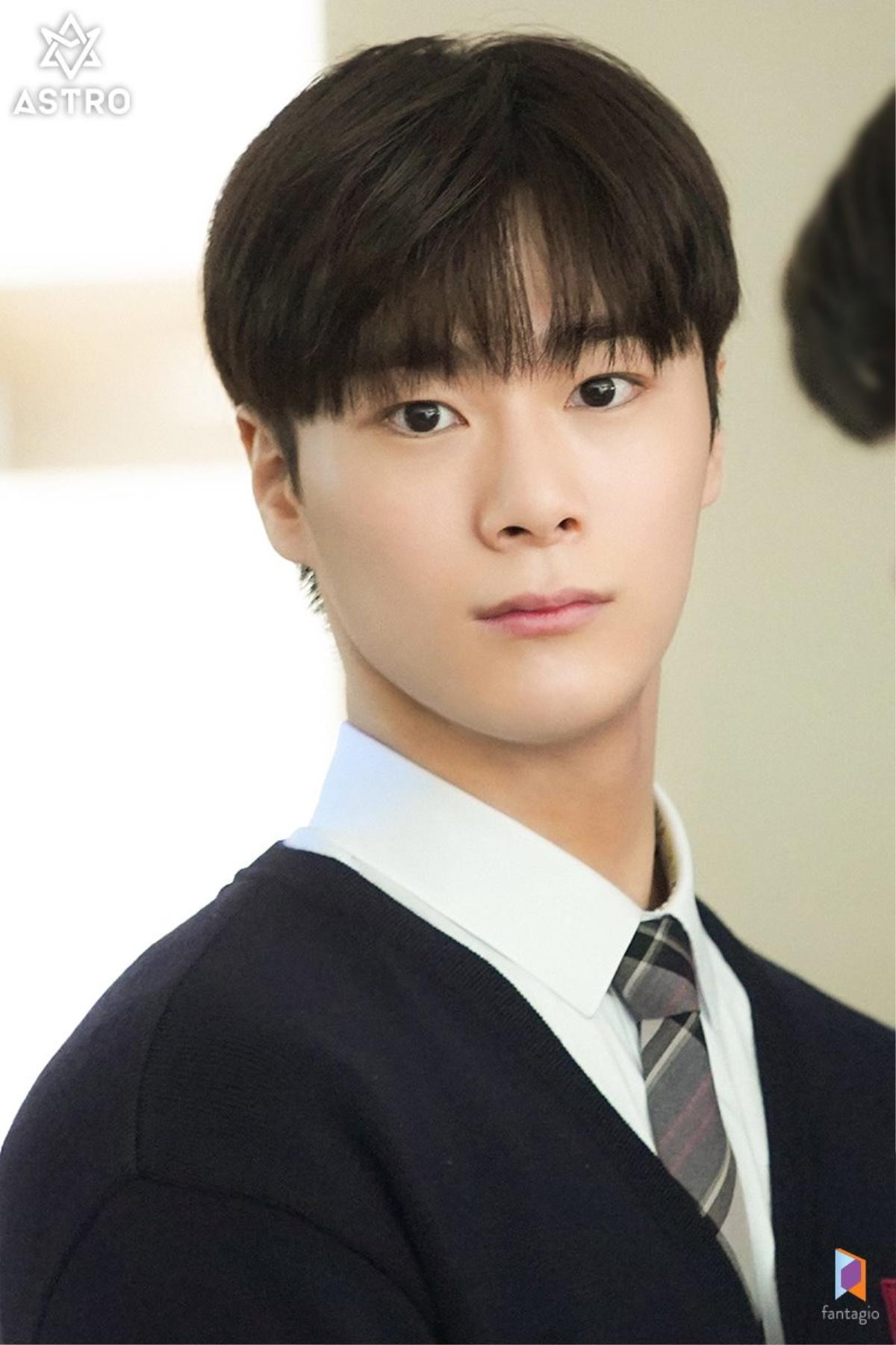 100 kiểu ảnh đẹp của Ong Seong Woo và Moon Bin (ASTRO) trong 'Khoảnh khắc tuổi 18' Ảnh 9