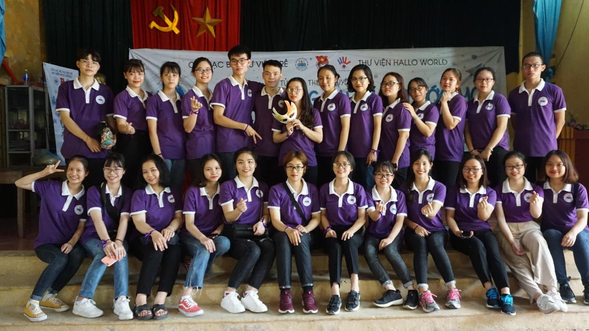 Sinh viên Đại học Luật Hà Nội mang tri thức và yêu thương đến với trẻ em có hoàn cảnh khó khăn trong dịp Tết Trung Thu Ảnh 3