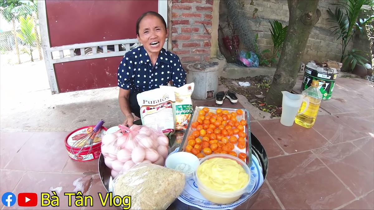 Bà Tân Vlog