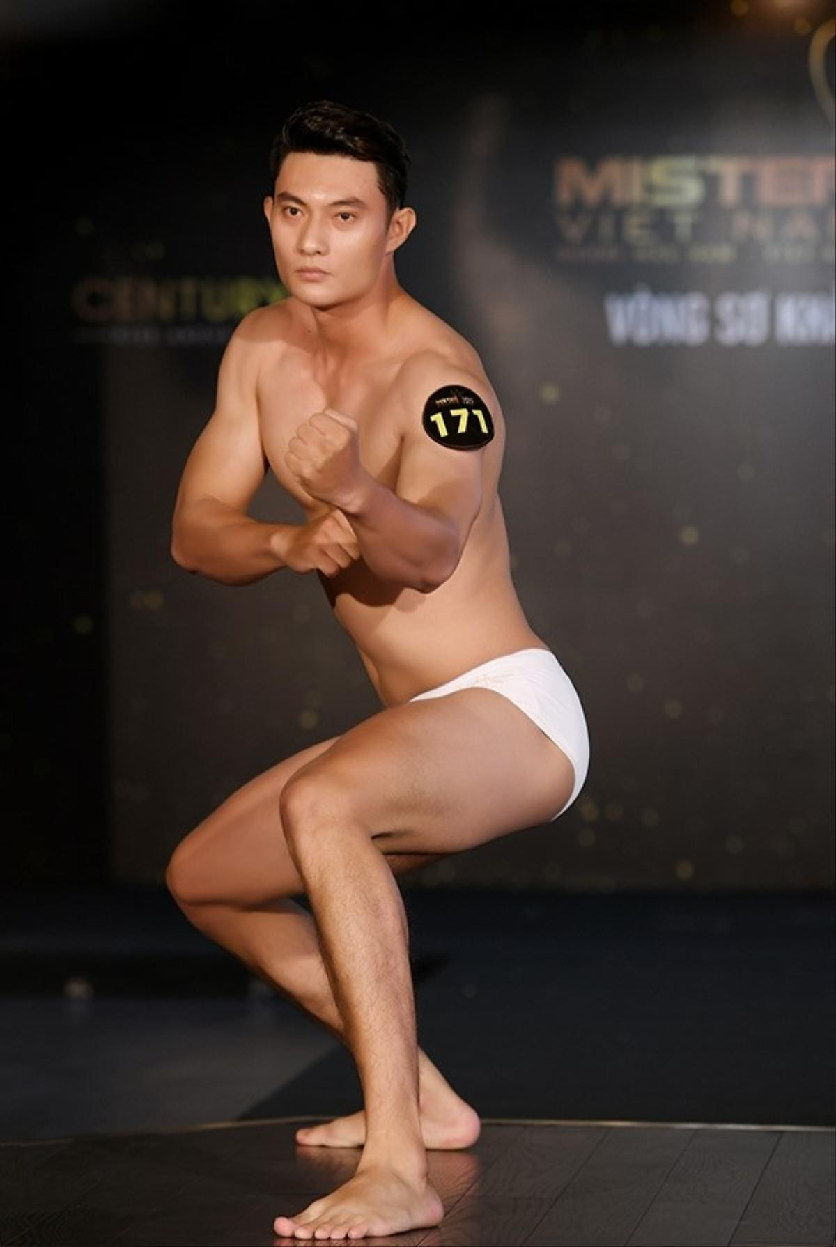 Soi body 2 Quán quân Mister Vietnam 2019 vừa đăng quang: Phạm Đình Lĩnh - Phạm Minh Quyền Ảnh 9