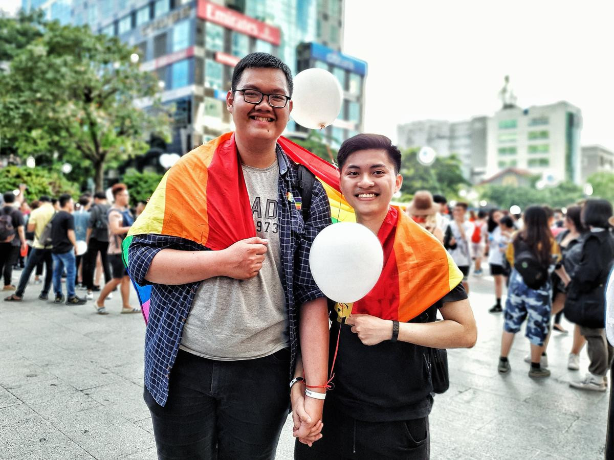 VietPride 2019: 'Đi cùng con cô thấy vui lắm, con của mình chứ con ai đâu mà ghét bỏ' Ảnh 10