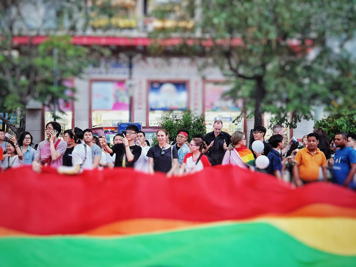 VietPride 2019: 'Đi cùng con cô thấy vui lắm, con của mình chứ con ai đâu mà ghét bỏ' Ảnh 19