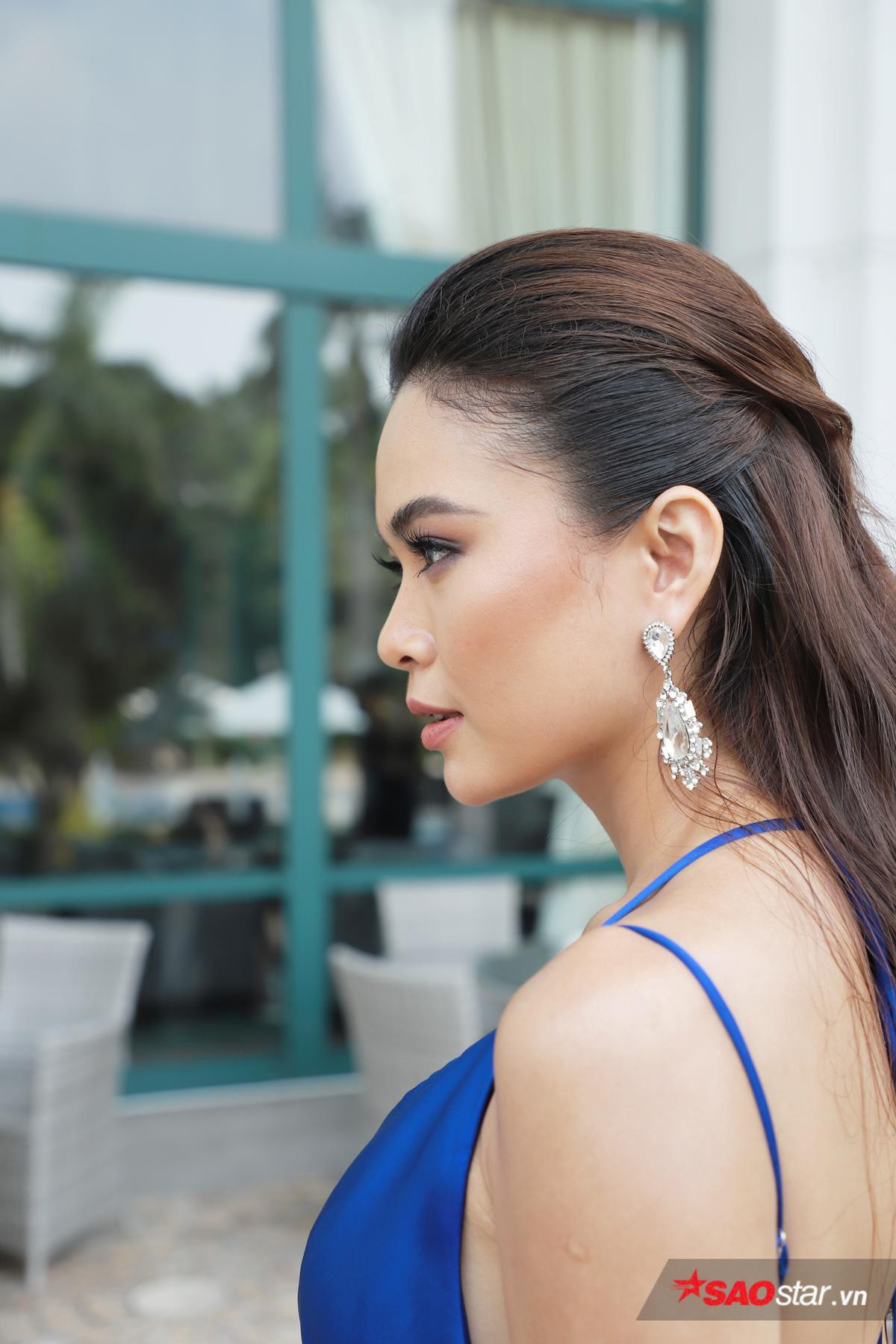 Mâu Thuỷ khoe body quyến rũ khi làm Mentor Catwalk cho thí sinh Miss Universe Vietnam 2019 Ảnh 5