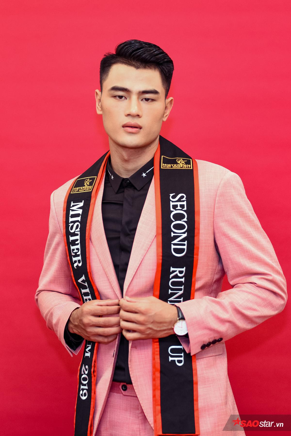 Top 5 Mister Vietnam 2019 thẳng thắn 'đáp trả' lời mời chụp khỏa thân, nghi án 'mua giải' Ảnh 7