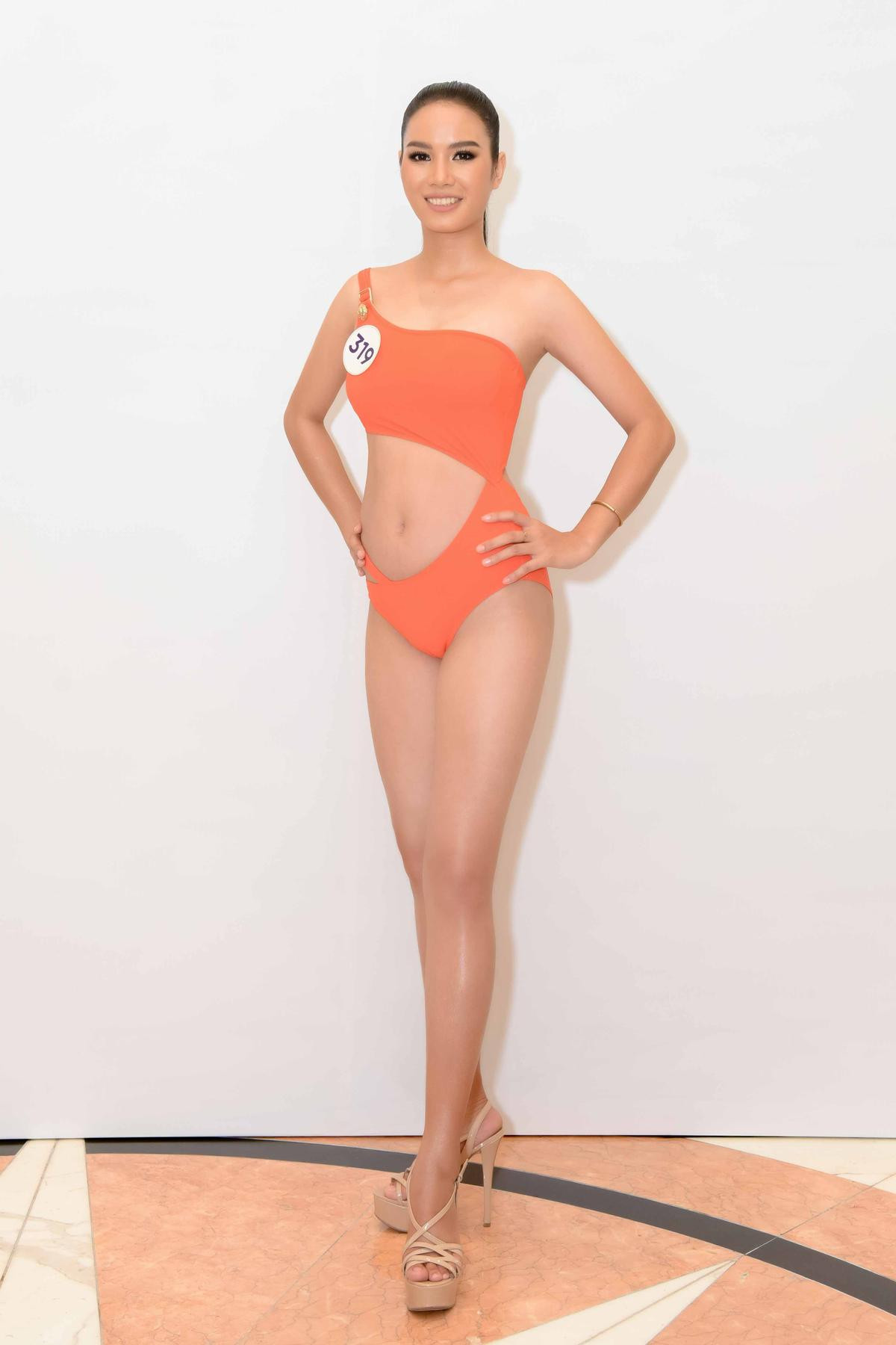 Sơ khảo Miss Universe Vietnam 2019 phía Bắc: Tường Linh khoe vòng eo 53cm 'bỏng mắt', lộ diện nhiều thí sinh nổi bật Ảnh 8