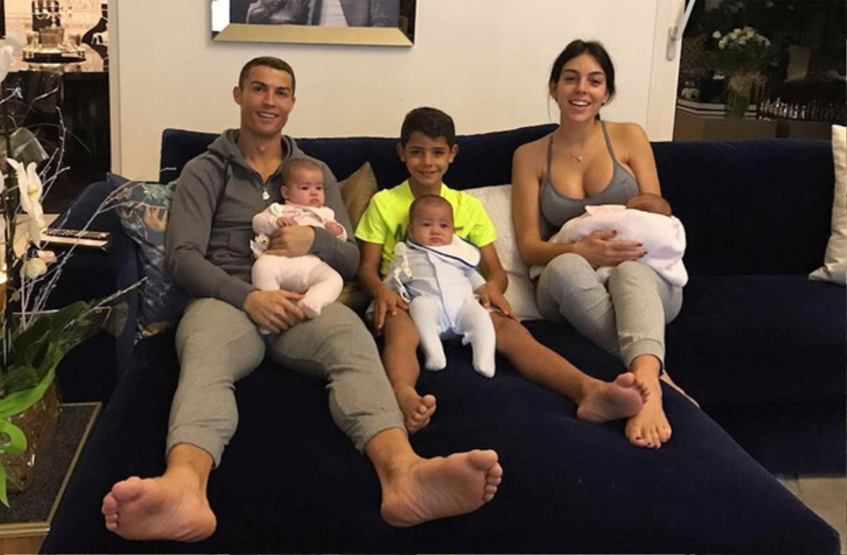 Cực hot: Ronaldo sẽ cưới Georgina làm vợ! Ảnh 2