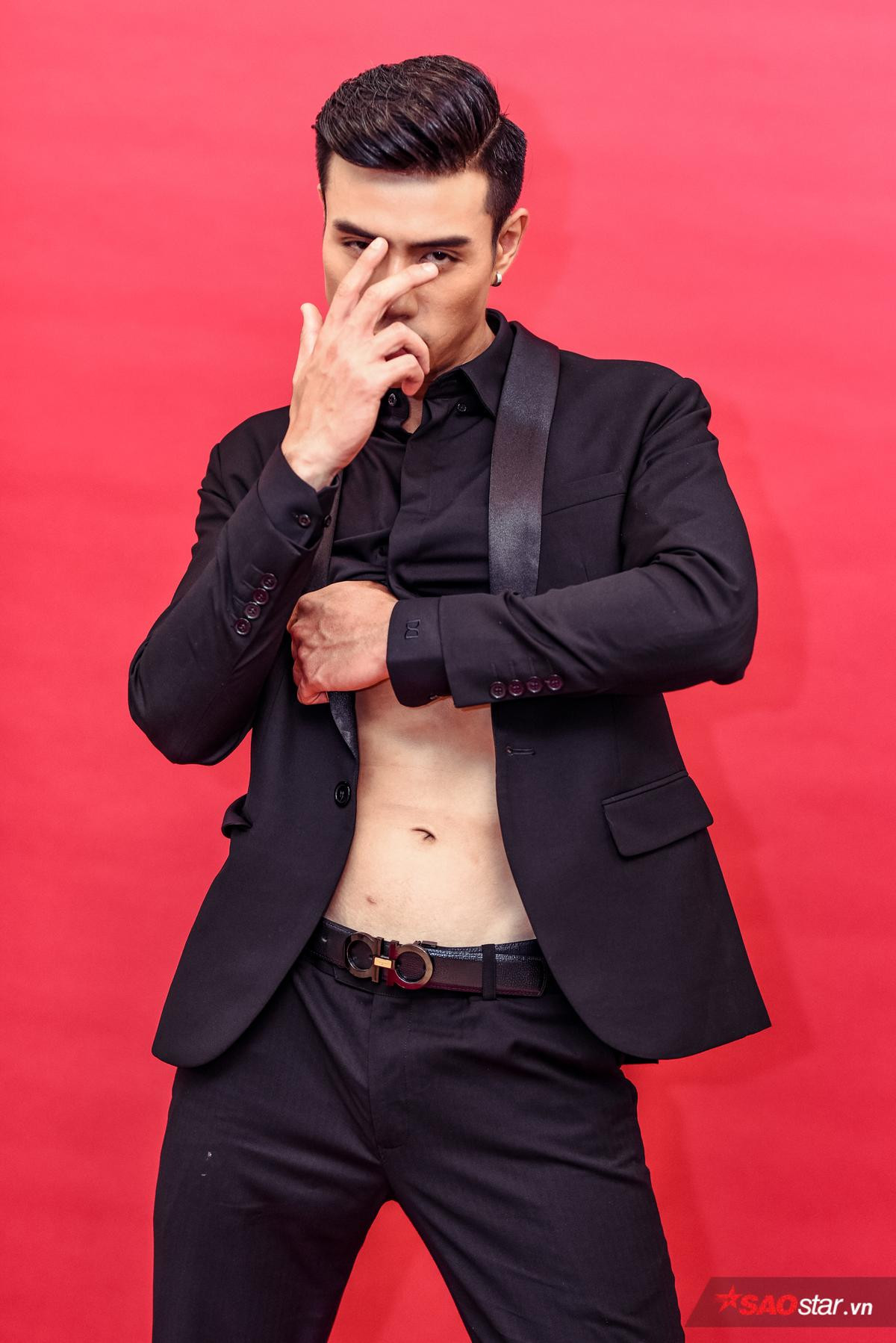 Top 5 Mister Vietnam 2019 vạch áo, khoe cơ bụng 6 múi, Hữu Đạt cover Hồng nhan 'siêu ngầu' Ảnh 4