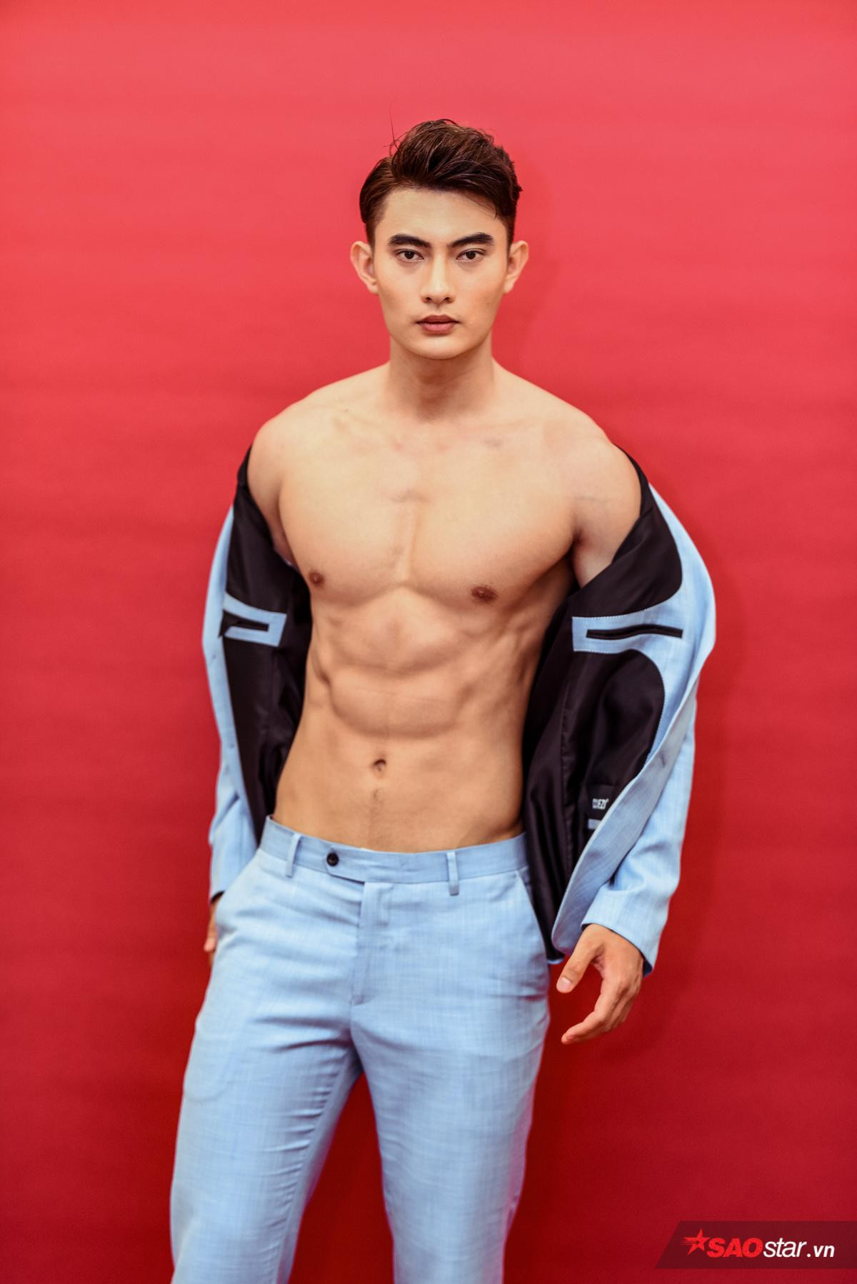 Top 5 Mister Vietnam 2019 vạch áo, khoe cơ bụng 6 múi, Hữu Đạt cover Hồng nhan 'siêu ngầu' Ảnh 6