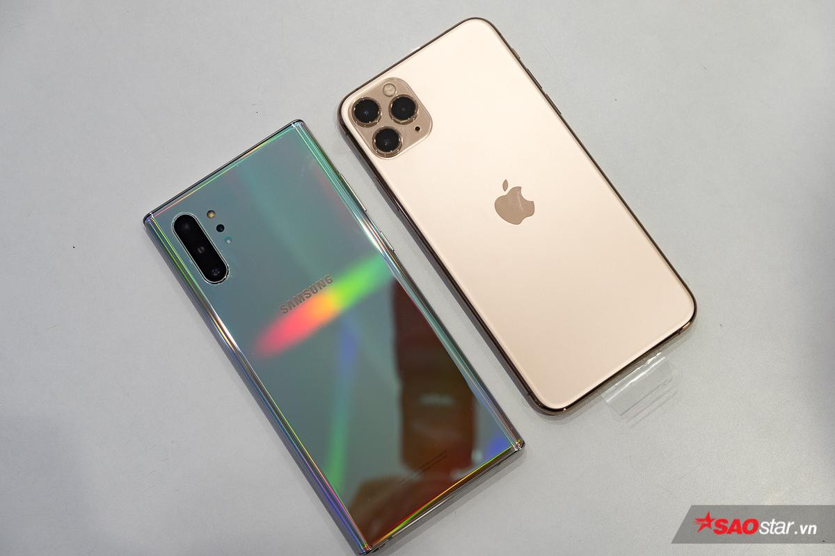 Cận cảnh iPhone 11 Pro Max đầu tiên tại Việt Nam: Thiết kế không mới, cụm camera siêu to khổng lồ Ảnh 10