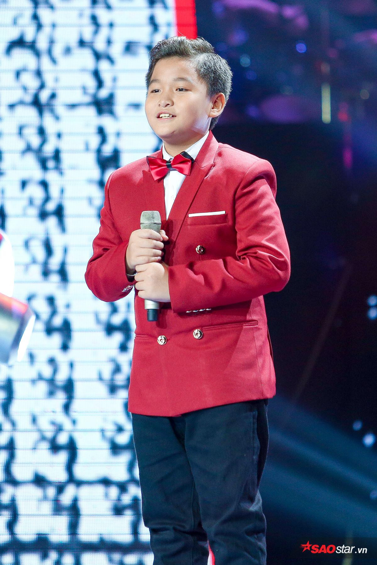 Hiểu Minh - Đức Khôi - Chấn Quốc: Hot boy nhí nào trụ vững đến chặng đua cuối cùng The Voice Kids 2019? Ảnh 2