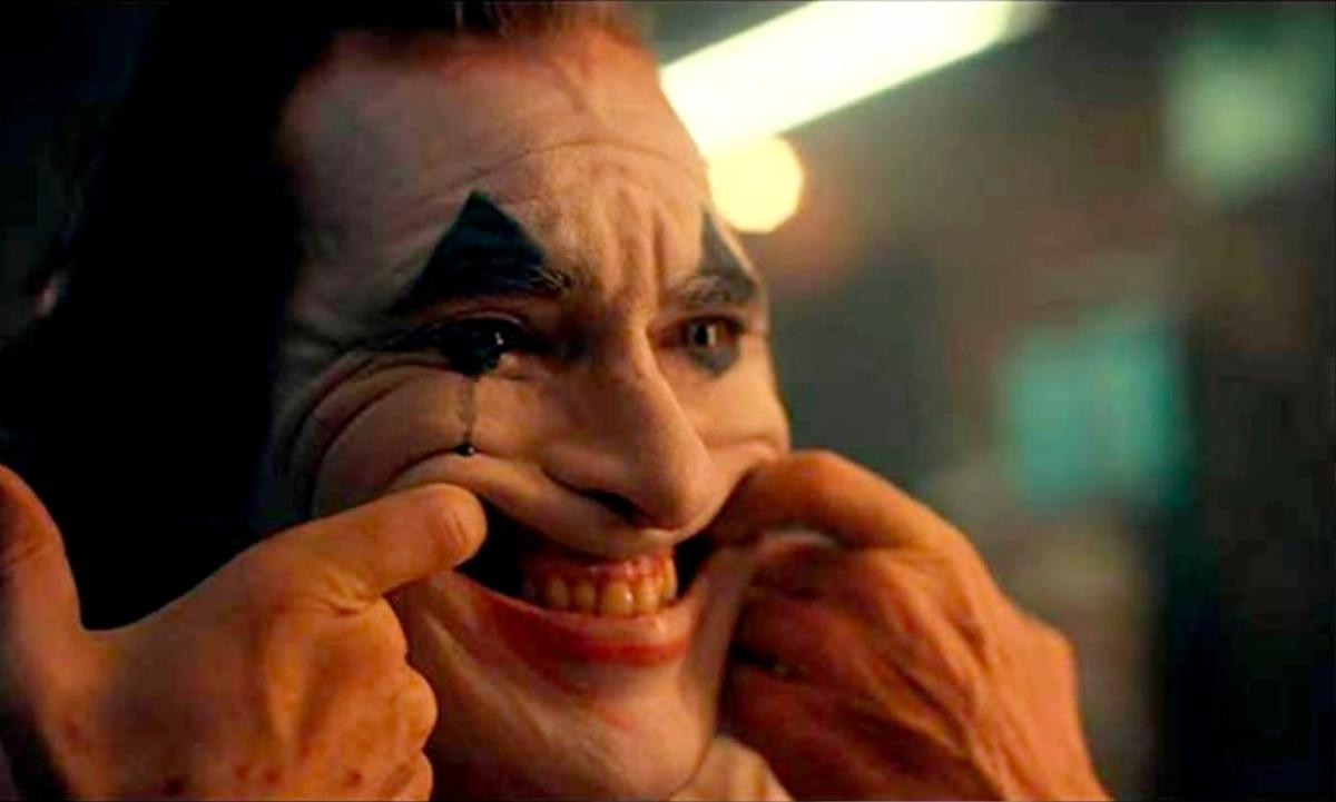 Sẽ chẳng thể có một Joker hoàn hảo nếu không có điệu cười của Joaquin Phoenix Ảnh 3