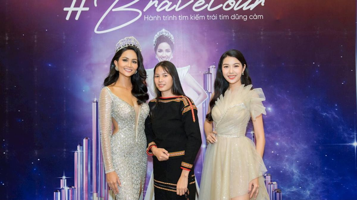 H’Luai Hwing - Cô gái được H'Hen Niê tặng giày lột xác ngoạn mục tại Miss Universe Vietnam 2019 Ảnh 3