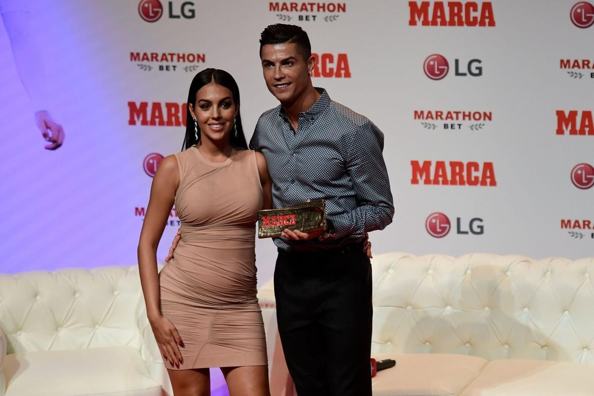 Ronaldo cùng những giọt nước mắt của Georgina Ảnh 3