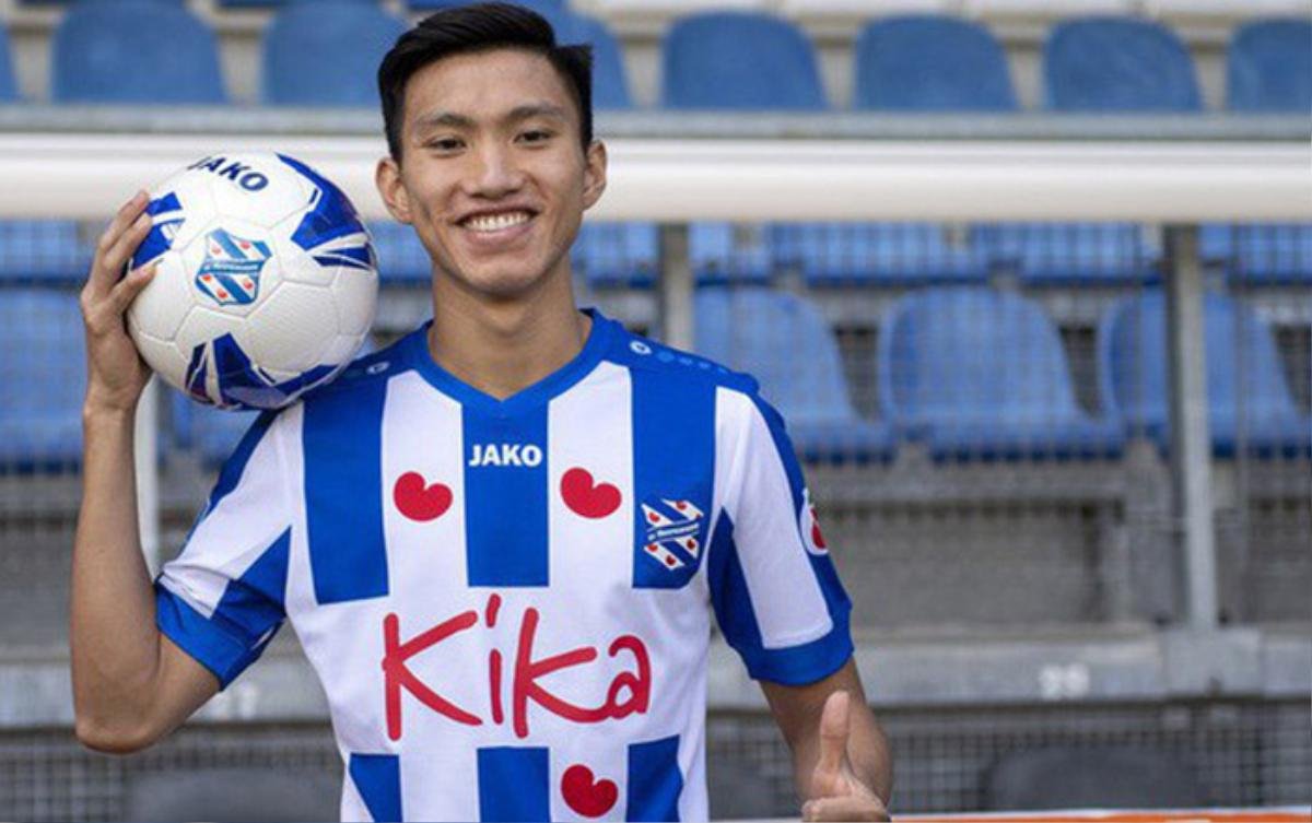 Trả lương 'khủng' mượn Văn Hậu, Heerenveen còn mua thêm hậu vệ Ảnh 1